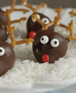 Dipped Strawberry Rudolph