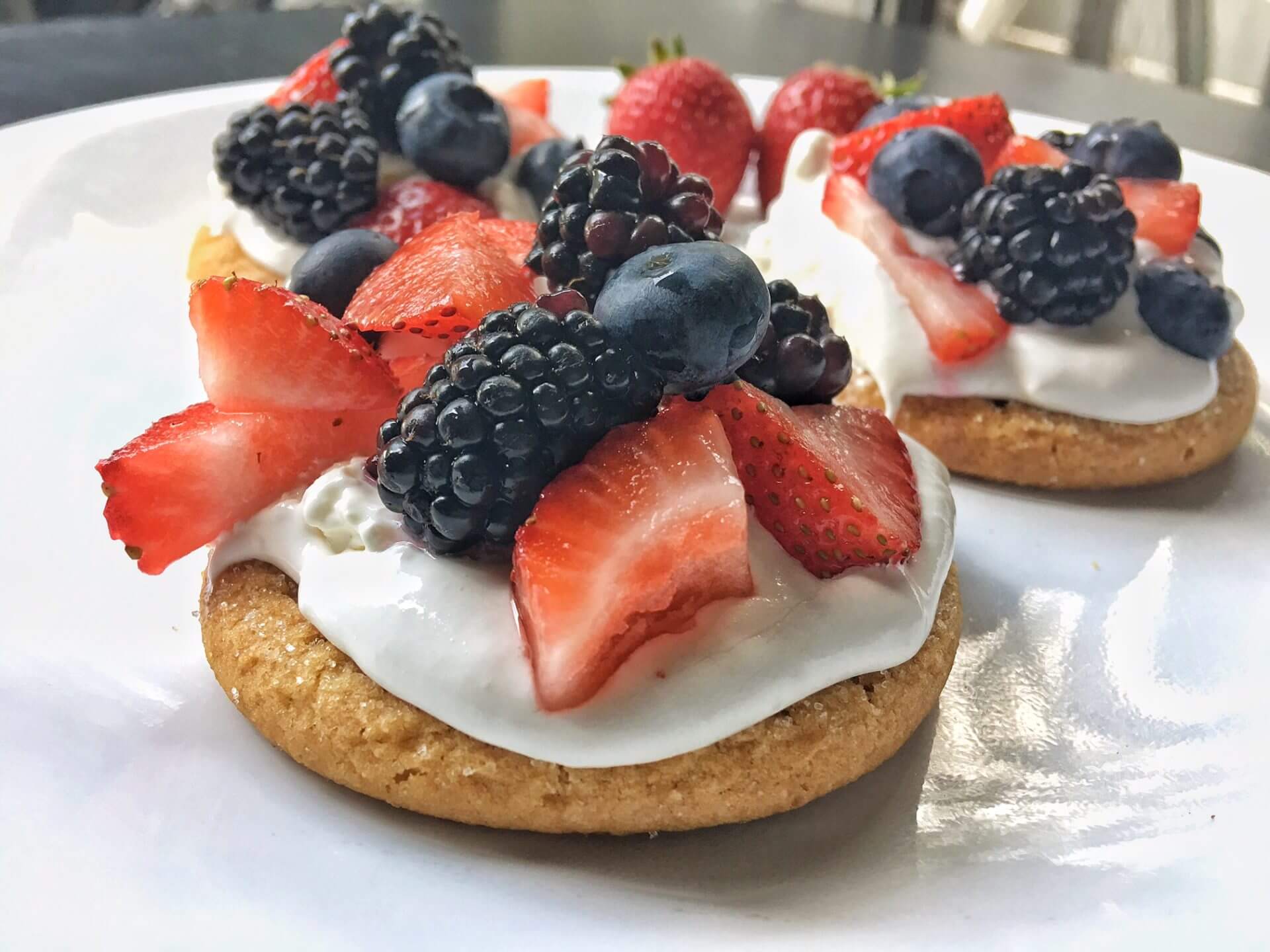 Mini Fruit Pizza