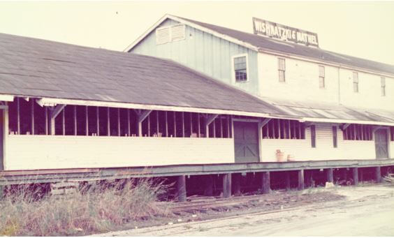 Keep on Handtruckin' - Old Wishnatzki & Nathel building #wishfarms Keep on Handtruckin' - Old Wishnatzki & Nathel building #wishfarms