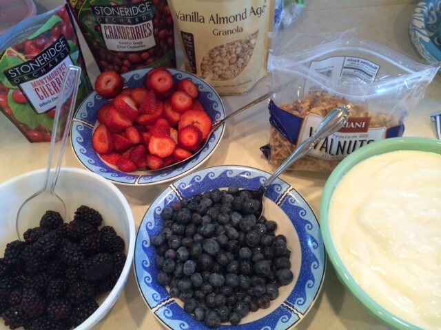 Berry Yogurt Parfait Buffet #wishfarms