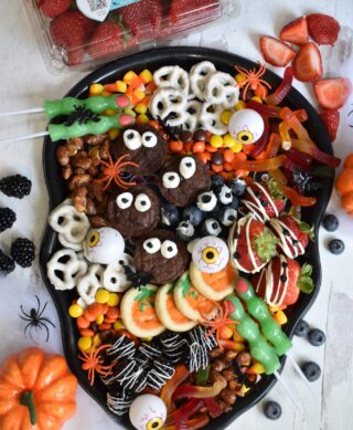 Halloween Treat Tray Recipe With Berries
