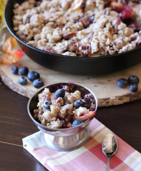 Apple Blueberry Pecan Crisp