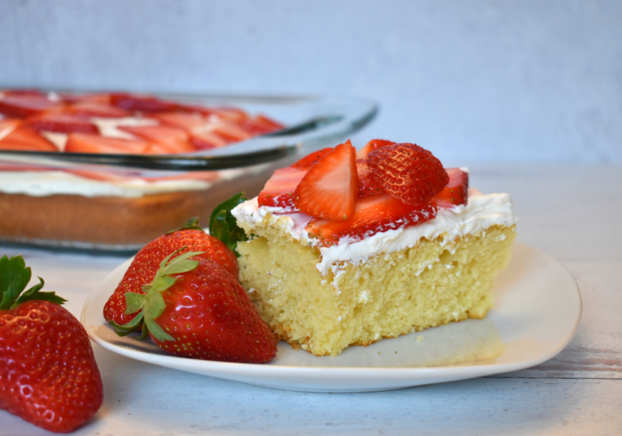 Strawberry Shortcake Sheet Cake Recipe