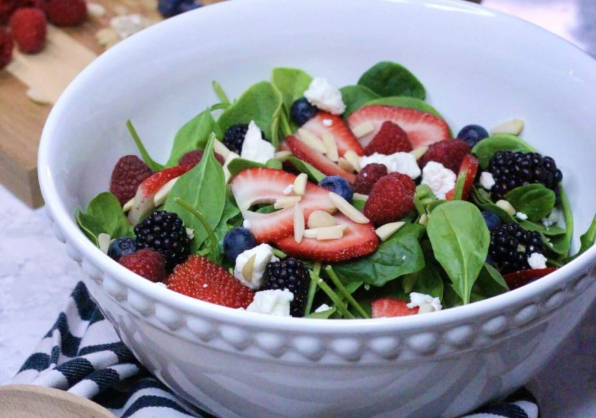 Summer Spinach Berry and Feta Salad