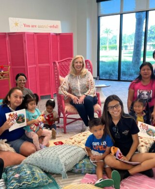 Wish Farms hosts "Storytime On the Go" with Achieve Plant City