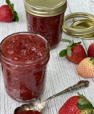 Easy home made strawberry and pineberry jam recipe from Wish Farms.