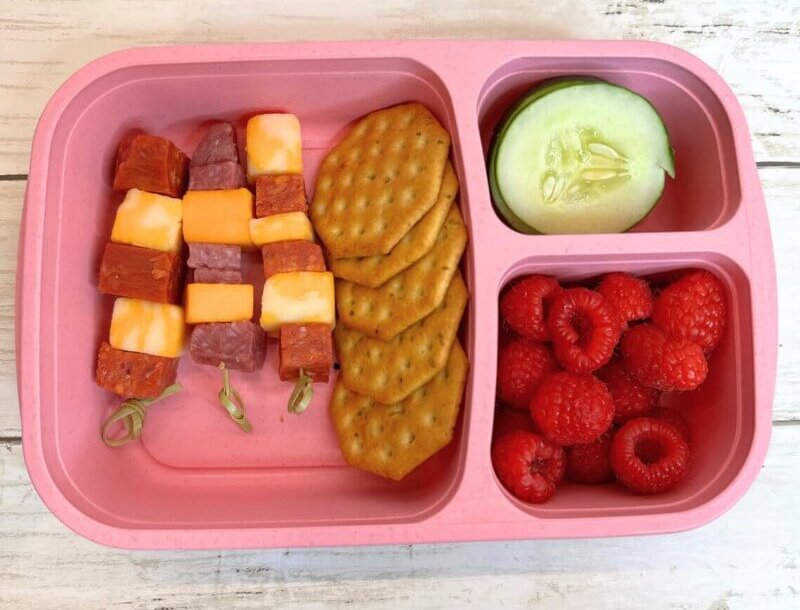 Charcuterie Skewer Berry Lunchbox