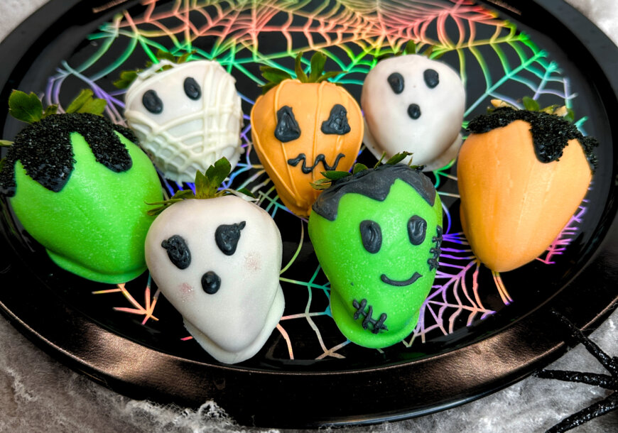 Spooky Dipped Strawberries