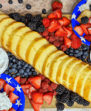 Berry Shortcake Board